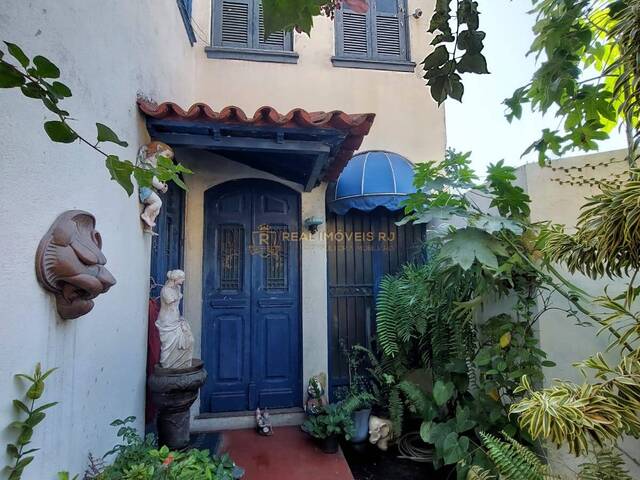 #Real2195 - Casa Duplex para Venda em Rio de Janeiro - RJ
