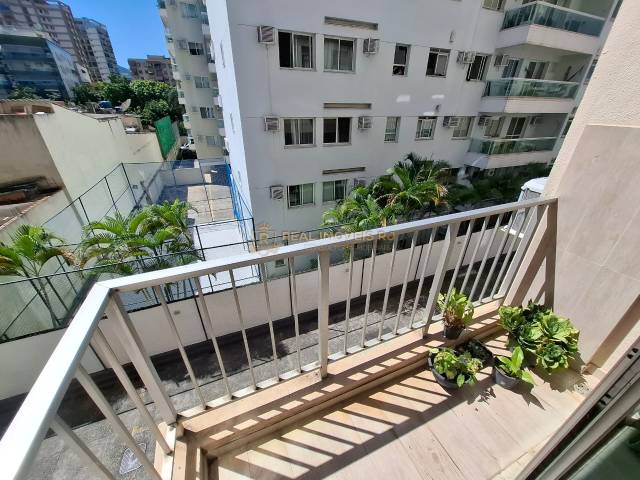 #Real2240 - Apartamento para Venda em Rio de Janeiro - RJ