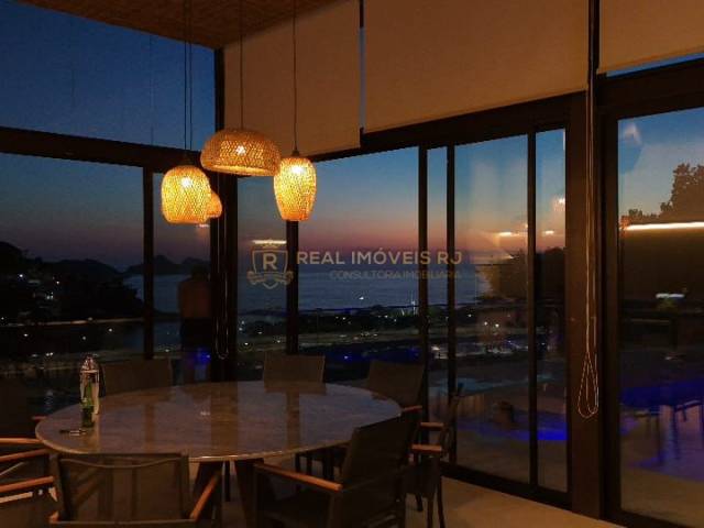 #Real2255 - Casa Duplex para Venda em Rio de Janeiro - RJ