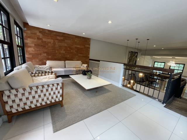 #Real2285 - Casa Duplex para Venda em Rio de Janeiro - RJ