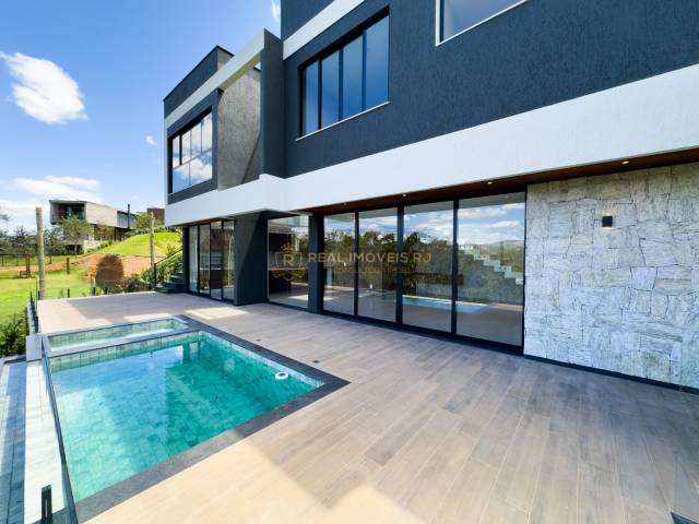 #Real2287 - Casa Duplex para Venda em Areal - RJ