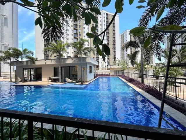 #2402 - Apartamento para Venda em Rio de Janeiro - RJ