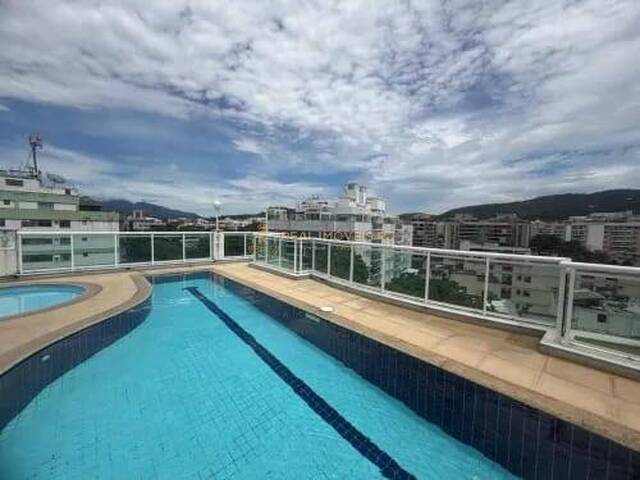 Venda em Freguesia (Jacarepaguá) - Rio de Janeiro