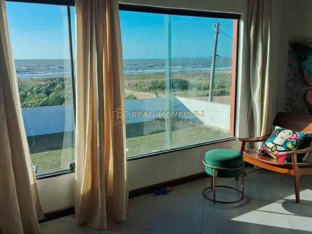 #Real2338 - Casa Duplex para Venda em Cabo Frio - RJ