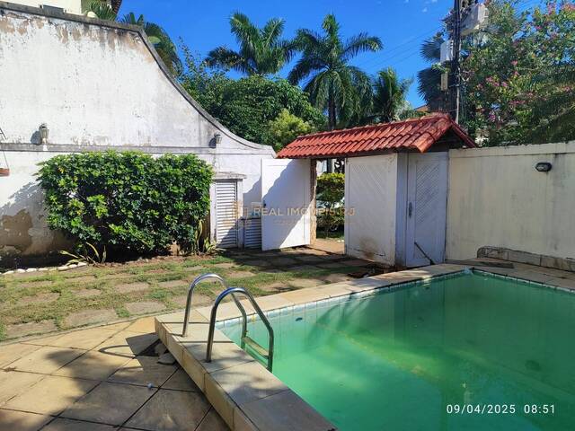 #Real2344 - Casa para Venda em Rio de Janeiro - RJ