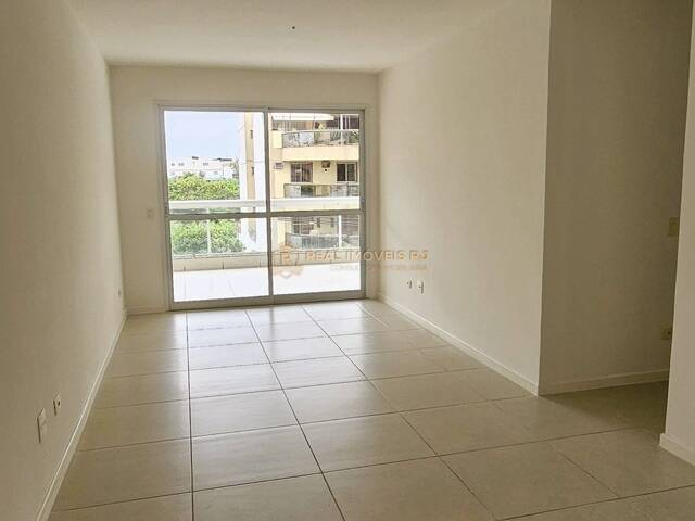 #2469 - Apartamento para Venda em Rio de Janeiro - RJ