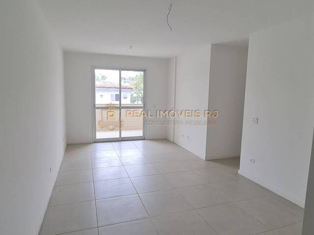 #2470 - Apartamento para Venda em Rio de Janeiro - RJ