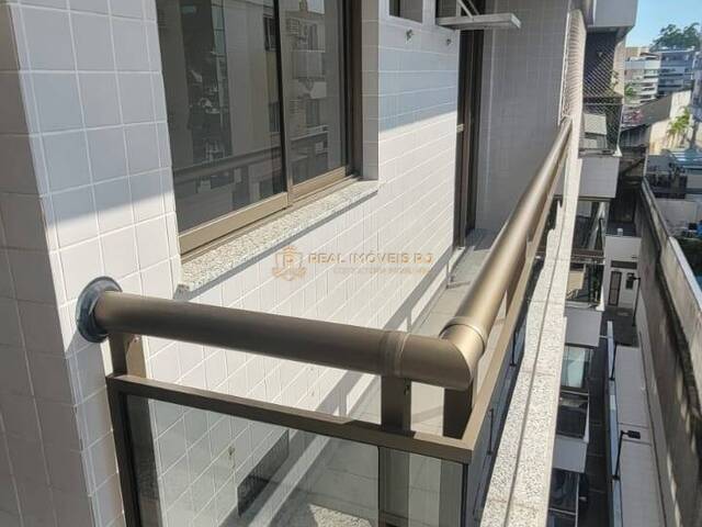 #Real2352 - Apartamento para Locação em Rio de Janeiro - RJ