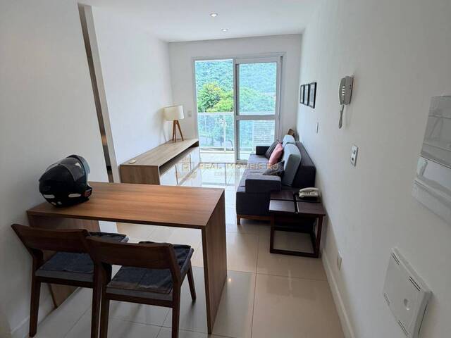 #Real2373 - Apartamento para Locação em Rio de Janeiro - RJ