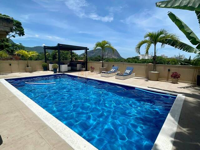 #Real47 - Casa para Venda em Rio de Janeiro - RJ