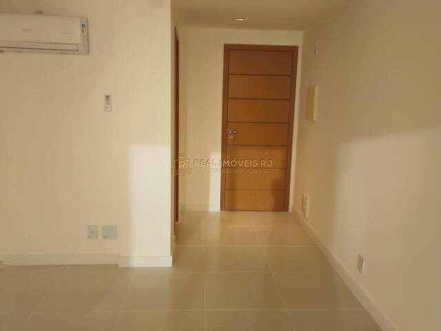 #Real2400 - Sala para Venda em Rio de Janeiro - RJ
