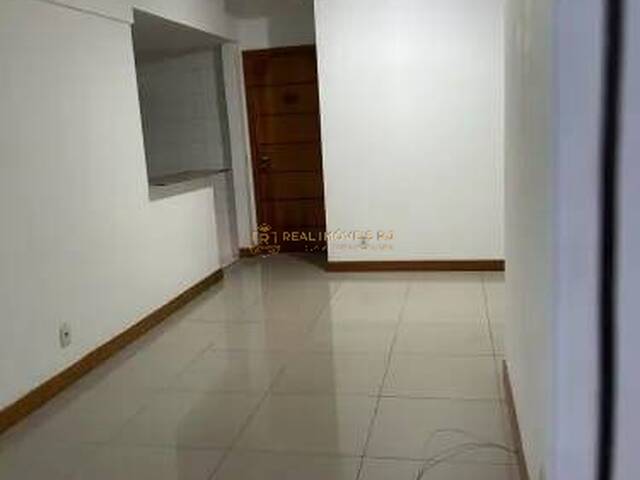 #Real2401 - Apartamento para Venda em Rio de Janeiro - RJ