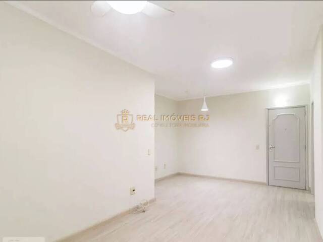 #Real2416 - Apartamento para Venda em Rio de Janeiro - RJ