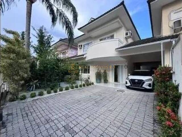 Venda em Vargem Pequena - Rio de Janeiro