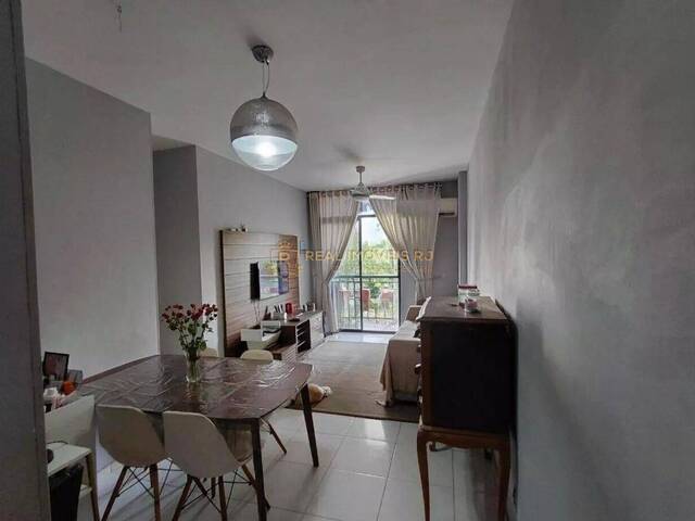 #Real2432 - Apartamento para Venda em Rio de Janeiro - RJ