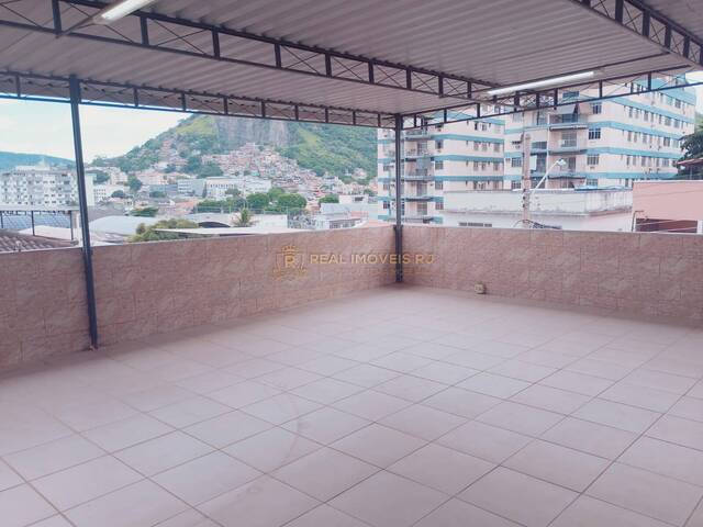 #Real2435 - Casa Duplex para Locação em Rio de Janeiro - RJ