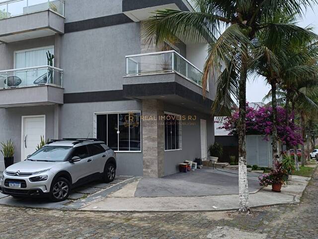 #Real2445 - Casa Duplex para Venda em Rio de Janeiro - RJ