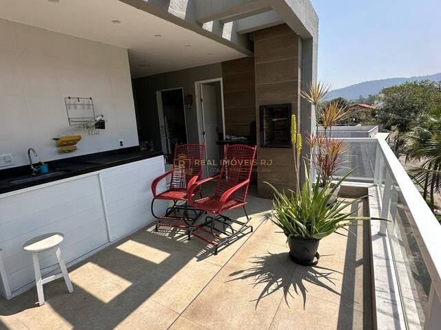 #Real2445 - Casa Duplex para Venda em Rio de Janeiro - RJ