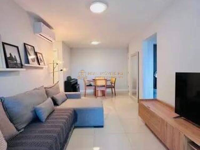 #Real2476 - Apartamento para Venda em Rio de Janeiro - RJ