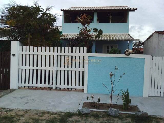 #Real2568 - Casa Duplex para Venda em Iguaba Grande - RJ