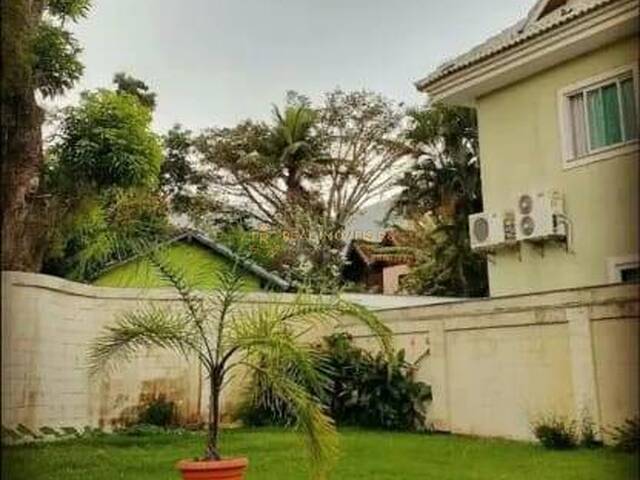#Real2582 - Casa Duplex para Venda em Rio de Janeiro - RJ