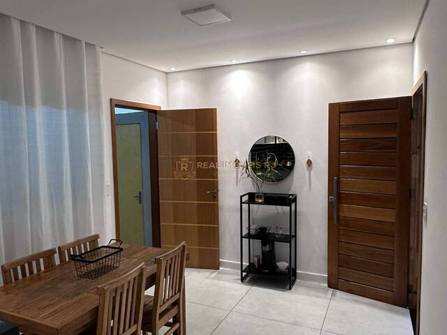 #Real2584 - Casa para Venda em Rio de Janeiro - RJ
