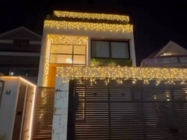 Casa para Venda em Rio de Janeiro - 2