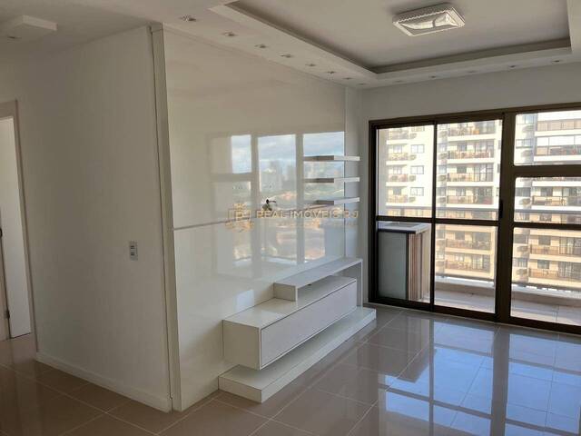 #2800 - Apartamento para Venda em Rio de Janeiro - RJ