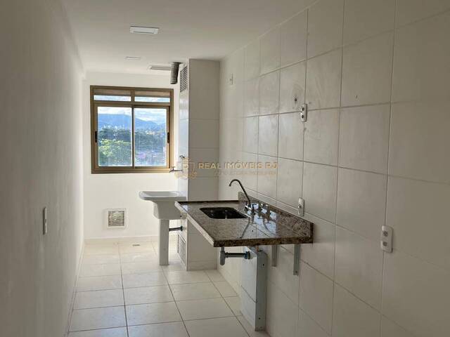 #2801 - Apartamento para Venda em Rio de Janeiro - RJ
