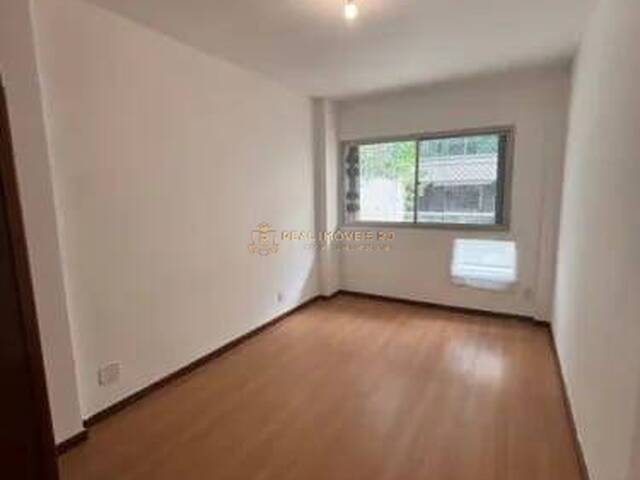 #Real2656 - Apartamento para Venda em Rio de Janeiro - RJ