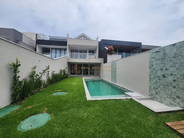 #Real2693 - Casa Triplex para Venda em Rio de Janeiro - RJ