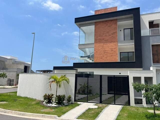 #Real2780 - Casa Triplex para Venda em Rio de Janeiro - RJ
