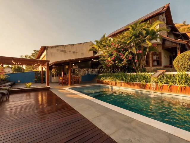#Real2783 - Casa Duplex para Venda em Rio de Janeiro - RJ