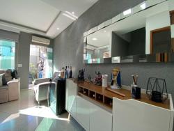 #Real1466 - Casa Duplex para Venda em Rio de Janeiro - RJ