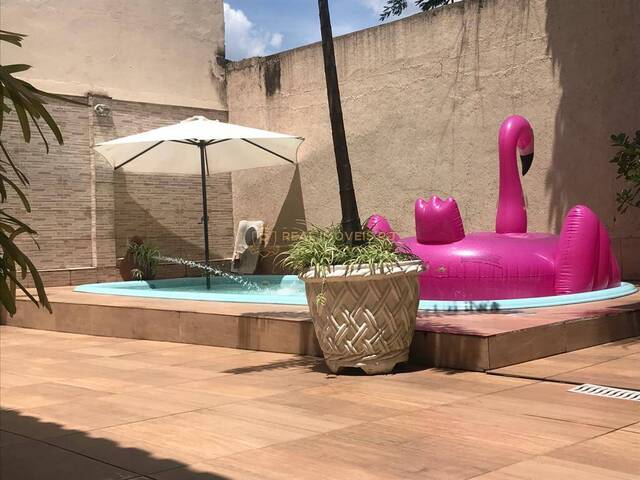 #Real2759 - Casa Duplex para Locação em Rio de Janeiro - RJ