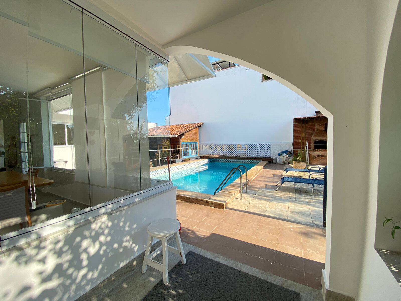 Casa, 4 quartos, 318 m² - Foto 3