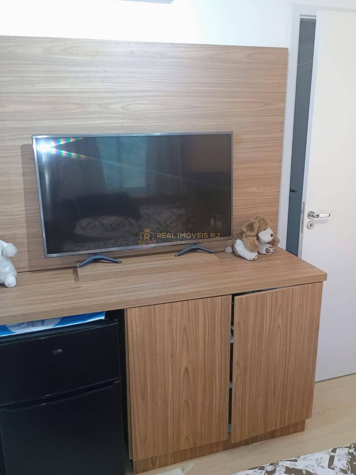Apartamento à venda e aluguel com 3 quartos, 75m² - Foto 3