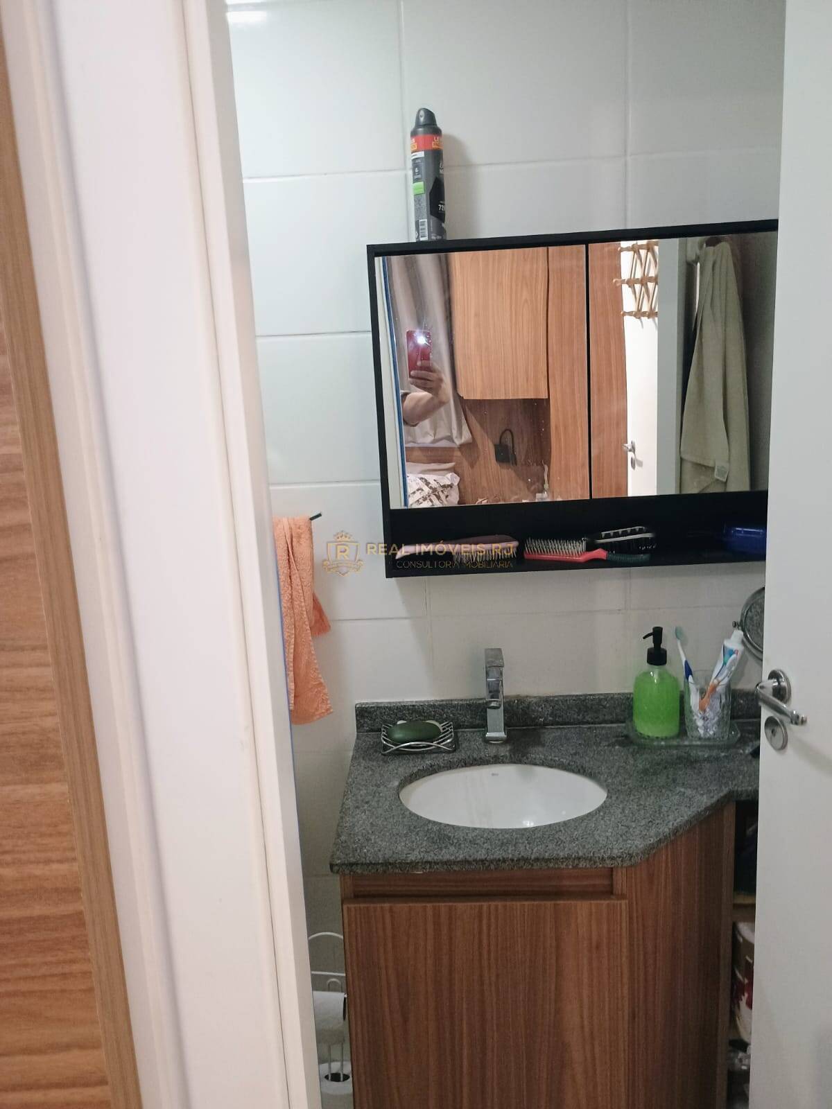 Apartamento à venda e aluguel com 3 quartos, 75m² - Foto 2