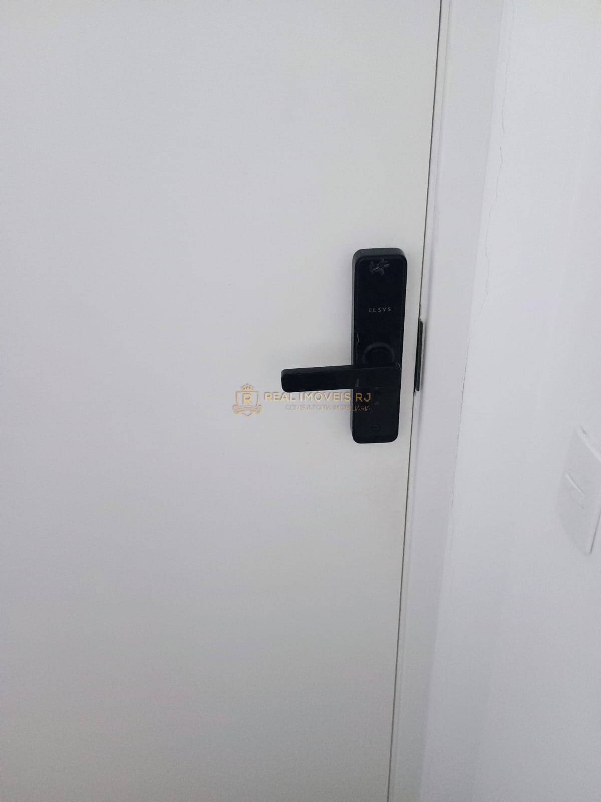 Apartamento à venda e aluguel com 3 quartos, 75m² - Foto 16