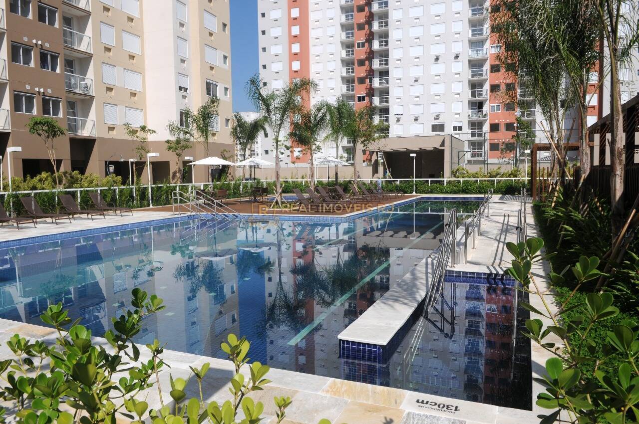 Apartamento à venda com 3 quartos, 70m² - Foto 2