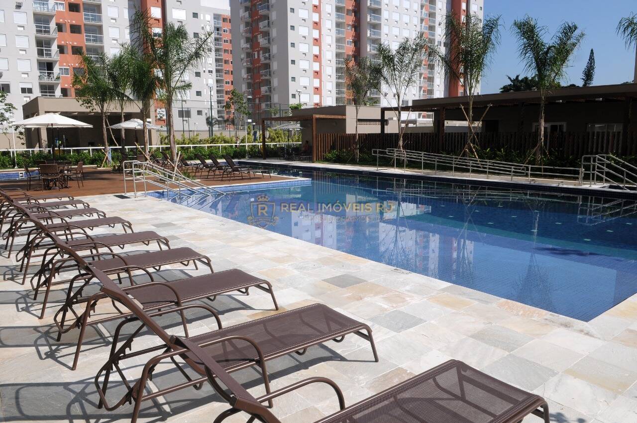 Apartamento à venda com 3 quartos, 70m² - Foto 4