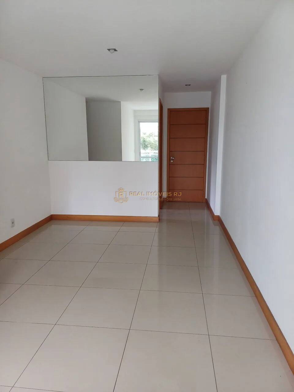 Apartamento à venda com 3 quartos, 80m² - Foto 1