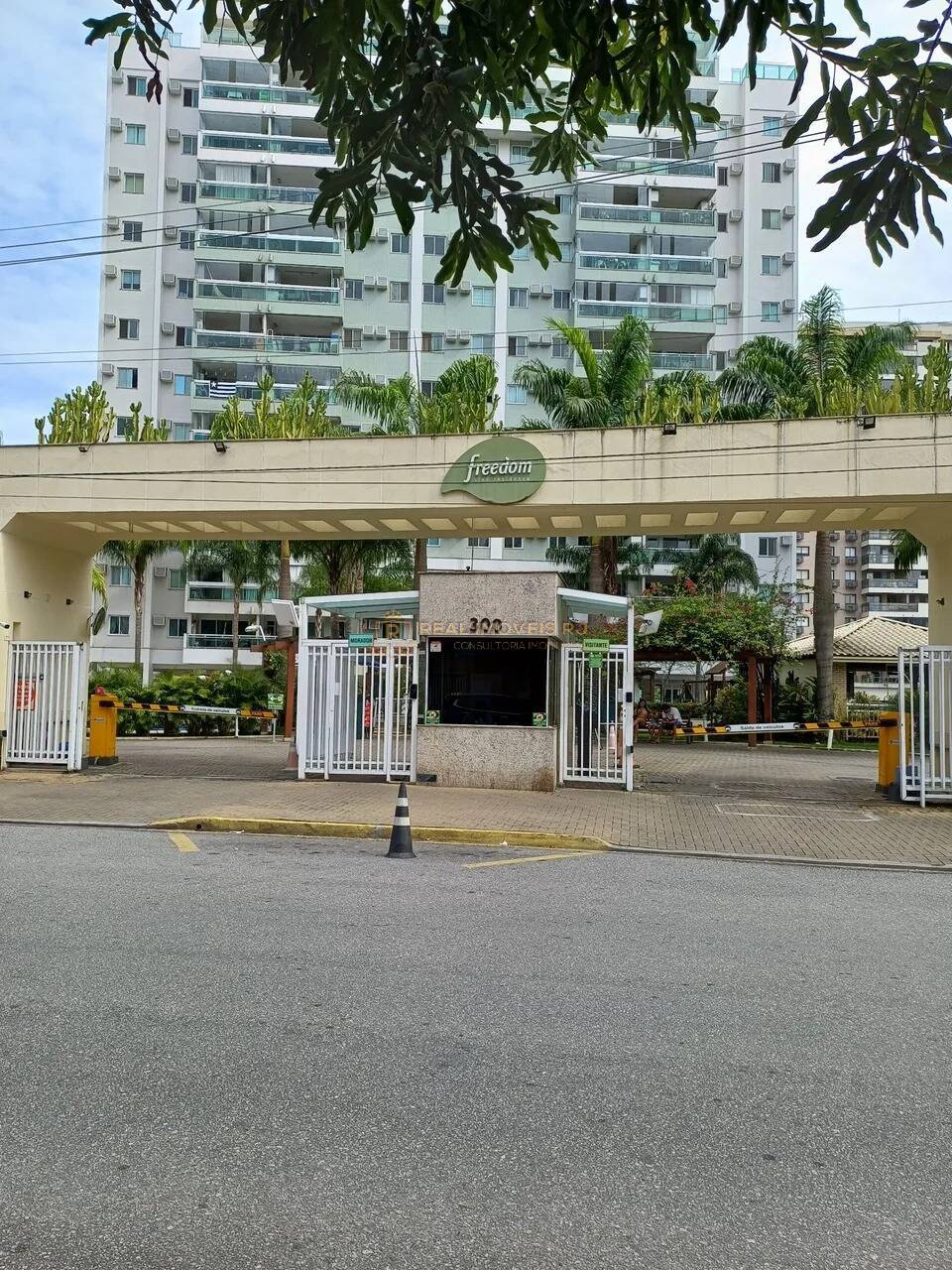 Apartamento à venda com 3 quartos, 80m² - Foto 11