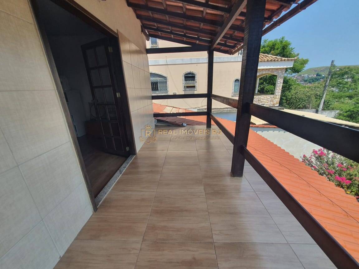 Casa à venda com 4 quartos, 326m² - Foto 6