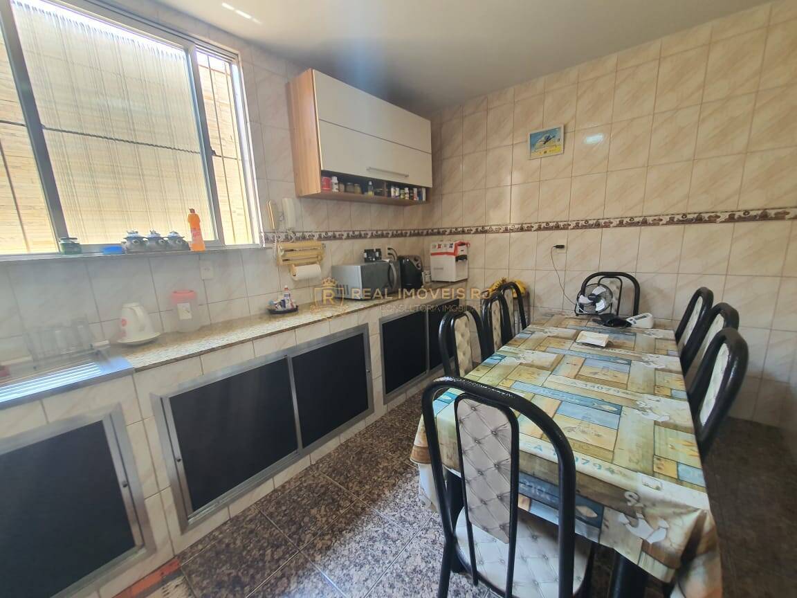 Casa à venda com 4 quartos, 326m² - Foto 8