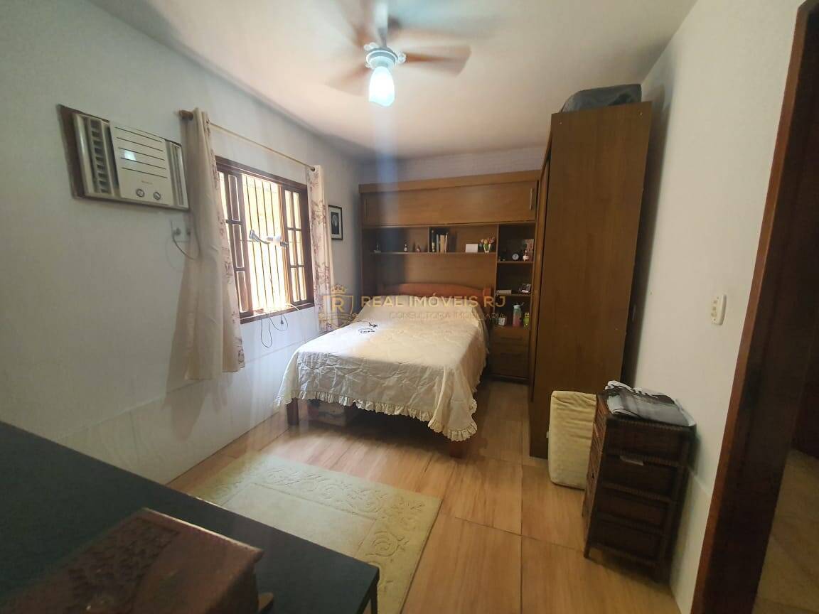 Casa à venda com 4 quartos, 326m² - Foto 10