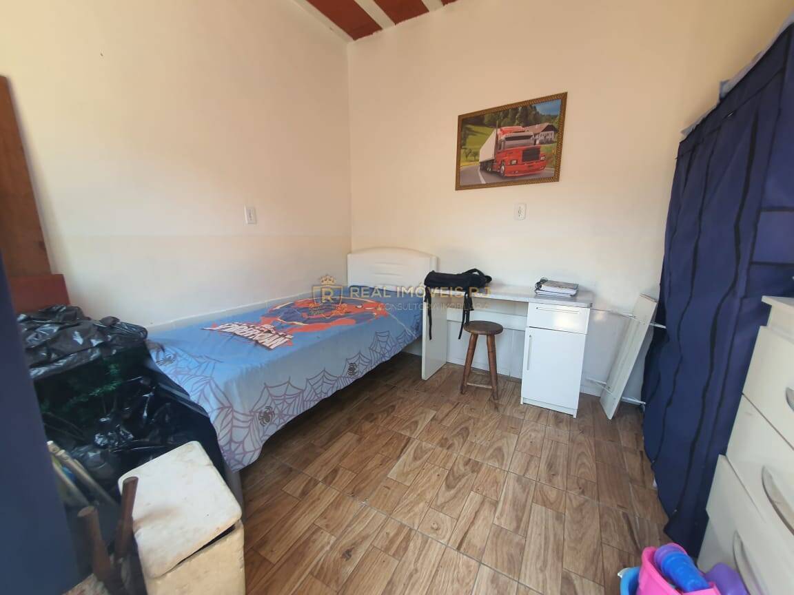 Casa à venda com 4 quartos, 326m² - Foto 11