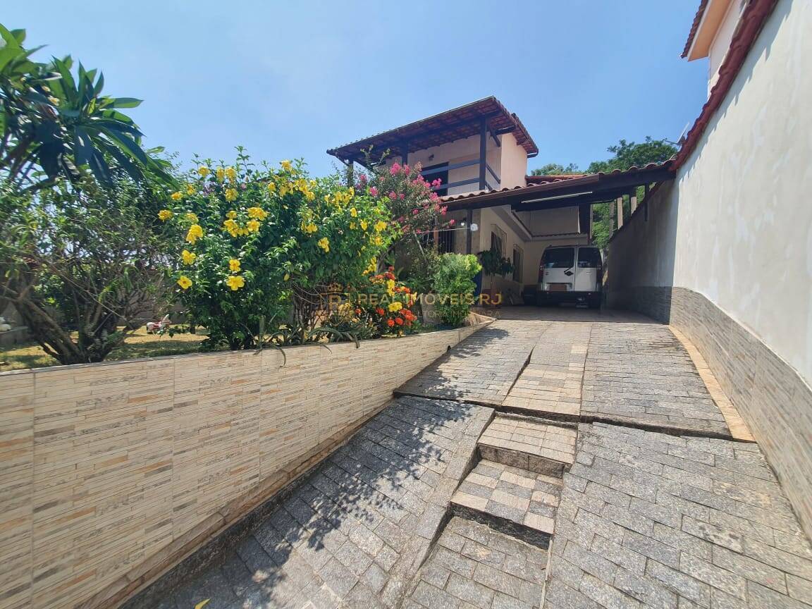 Casa à venda com 4 quartos, 326m² - Foto 18