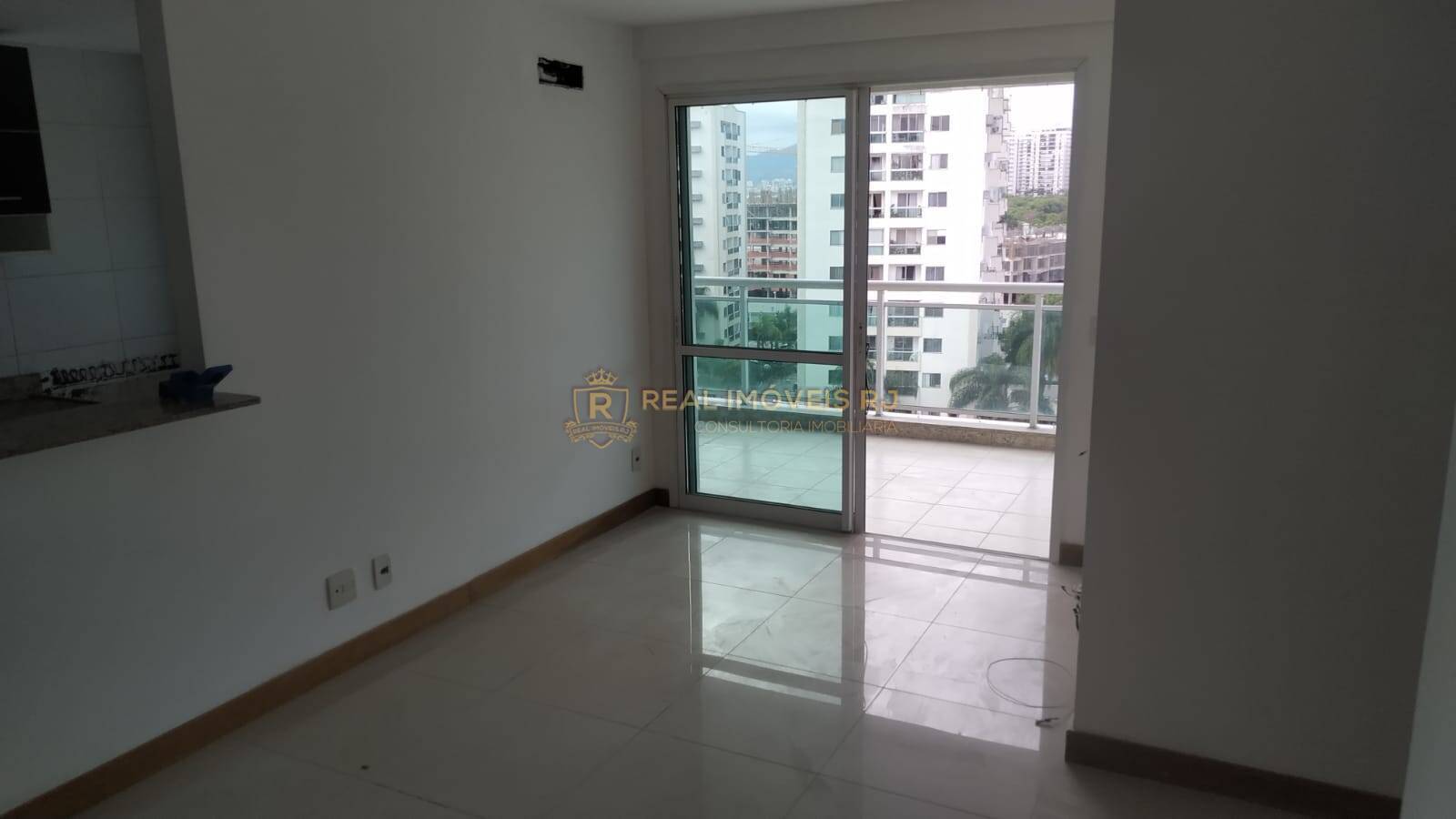 Apartamento à venda com 3 quartos, 72m² - Foto 1