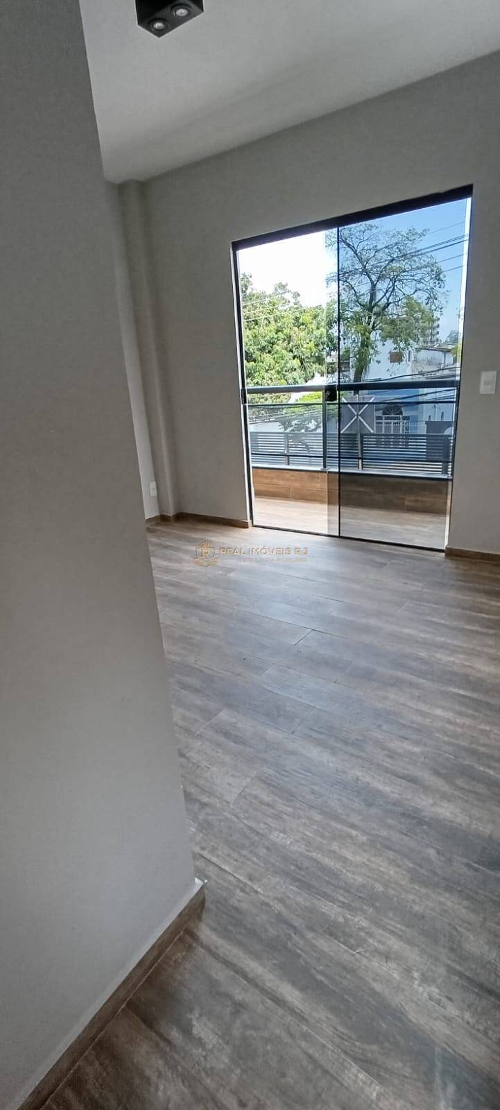 Casa à venda com 2 quartos, 86m² - Foto 12